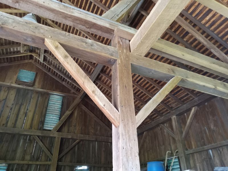 Pole Barn Builders